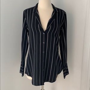 Equipment silk button down - Black and White - Vertical Stripes